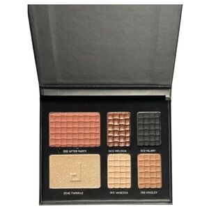 Doucce On The Go Palette - 4 Eyeshadows; 1 Blush; 1 Highlighter.  NEW/SEALED